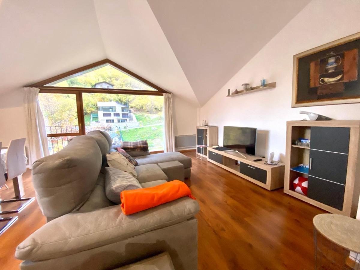 Apartamento Els Esquiadors Llorts Exterior foto